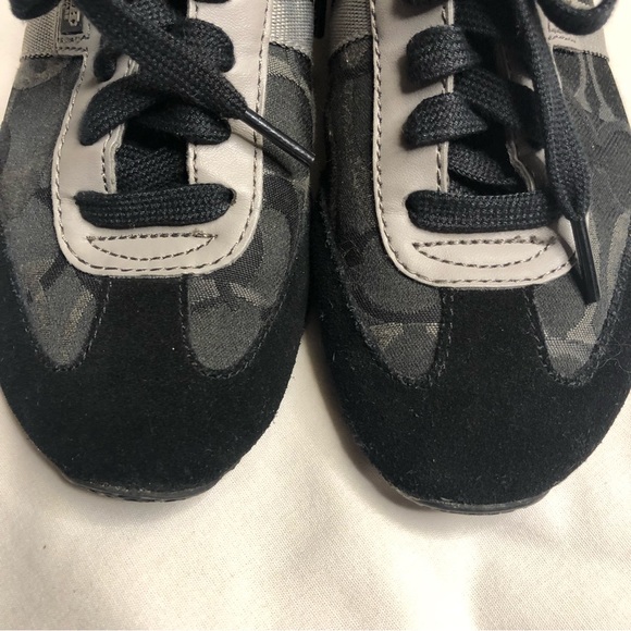 Coach Kinsley lace up black suede with signature canvas gray details - Picture 7 of 10